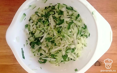 Заправить блюдо. Готово! 