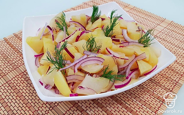 Картофельный салат с льняным маслом — Рецепт с фото