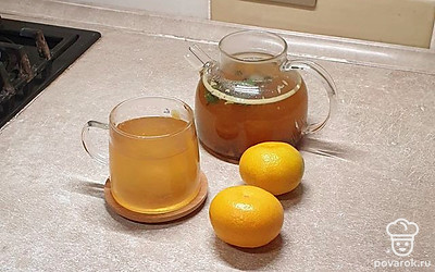 Чай готов, подавайте разлив по чашкам. Приятного чаепития!