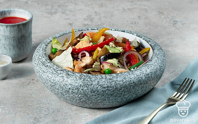 Салат с курицей и оливковым маслом — Рецепт с фото