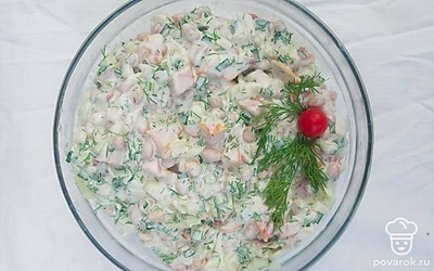 Необычный салат с фасолью и копченой курицей — Рецепт с фото