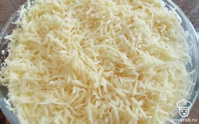 Слоеный салат «Курица с ананасом» — Рецепт с фото