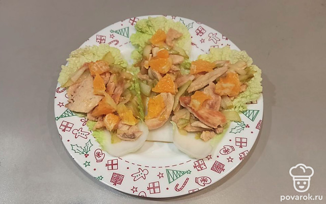 Теплый салат из курицы с грушей и апельсином — Рецепт с фото