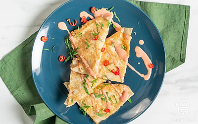 Подавайте пирожки горячими. 