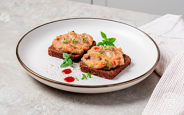 Икра из баклажанов по бабушкиному рецепту — Рецепт с фото