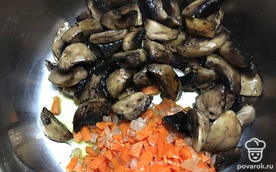 И переложите в кастрюлю.