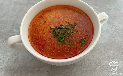 Перед подачей посыпьте блюдо мелко нарезанной мятой. Приятного аппетита!