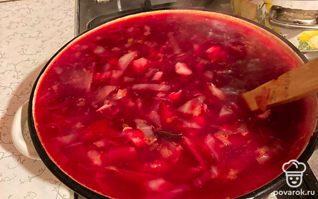 Борщ с курицей и овощной смесью — Рецепт с фото