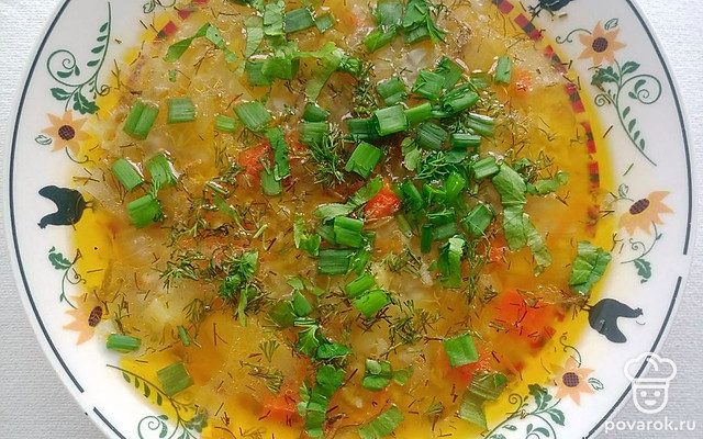 Ароматный постный рассольник с рисом и зеленью — Рецепт с фото