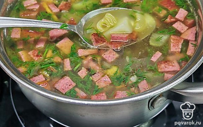 Добавить если есть вермишель, т. к у меня ее не было, я добавила обычные рожки и получилось ни чуть не хуже. 