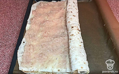 Все это сверните в рулет.