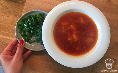 Подавайте в горячем виде вместе с зеленью!