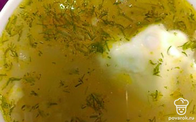 Доводим суп до готовности. 
