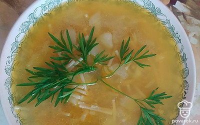 Украшаем укропом.