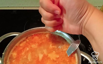 Подаем порционно, можно украсить зеленью 