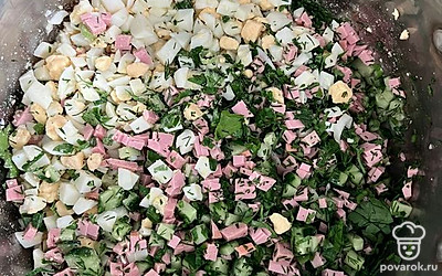 Все ингредиенты тщательно перемешать.