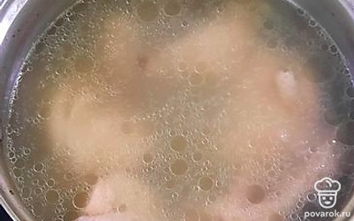 Варить на маленьком огне 40 минут. 