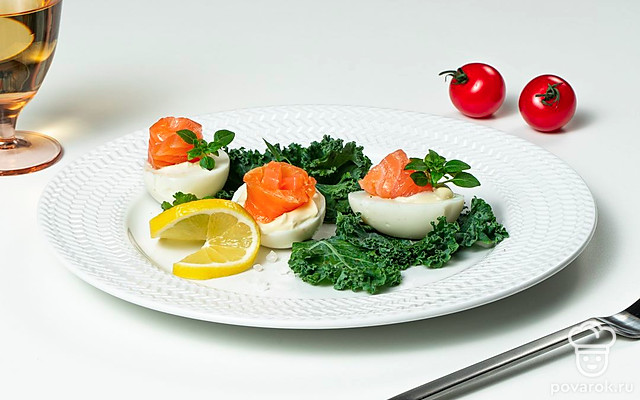 Фаршированные яйца, пошаговый рецепт — Рецепт с фото