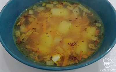 Сытный суп в постные дни. В непостные дни можете положить в блюдо ложку сметаны в тарелку перед подачей на стол. Приятного аппетита!