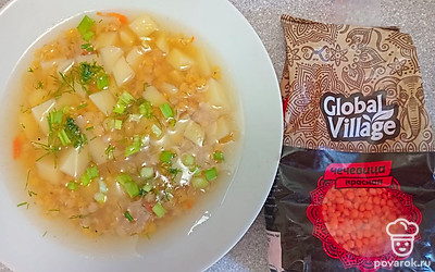 Подавайте, посыпав нарезанным зеленым луком и укропом.