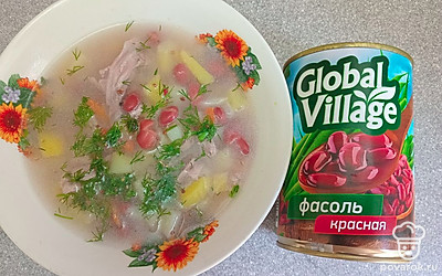 Подавайте суп, посыпав нарезанным укропом или любой другой зеленью.