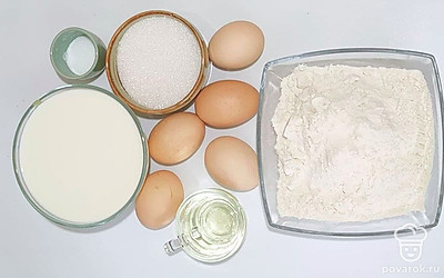 Подготовьте все продукты в нужном количестве. Муку можно просеять через сито.