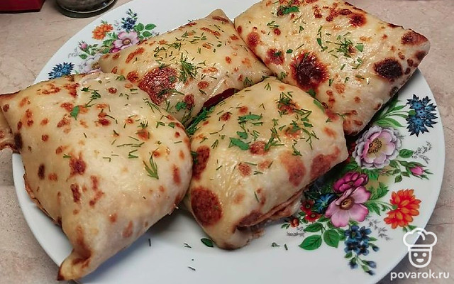 Пикантные блинчики с творогом и сыром — Рецепт с фото