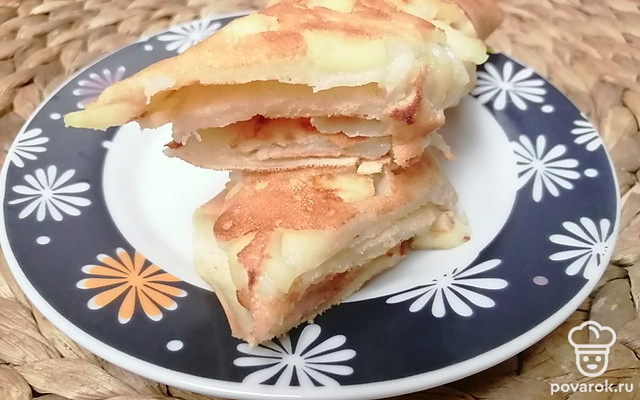 Блинчики с яблочным припеком — Рецепт с фото