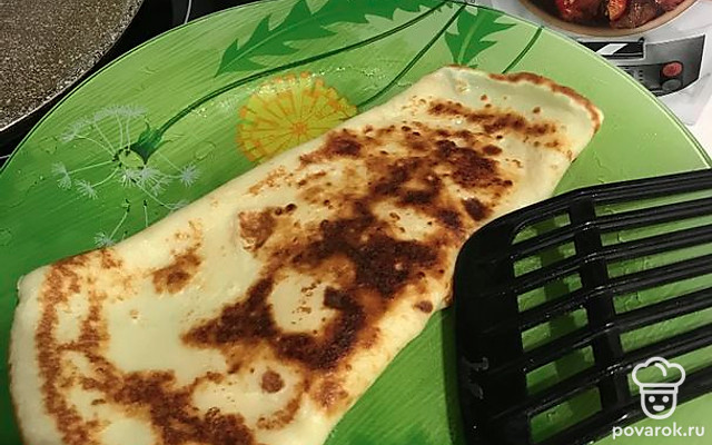 Жареные блинчики с сыром на молоке — Рецепт с фото