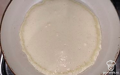 Добавьте готовое тесто. 