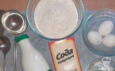 Подготавливаем все ингредиенты.