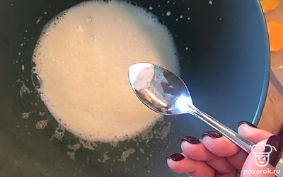 Добавьте соду.