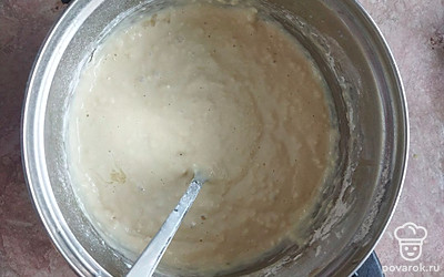 Перемешать до однородной массы.