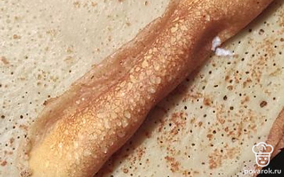 Добавляем любую начинку, творог, джем и скручиваем в трубочки. Приятного аппетита!!!