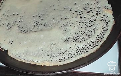 Выпекайте на разогретой сковороде.