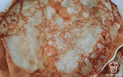 Повторяйте предыдущий шаг, пока не закончится блинная смесь.