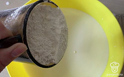 Последним шагом добавить муку.