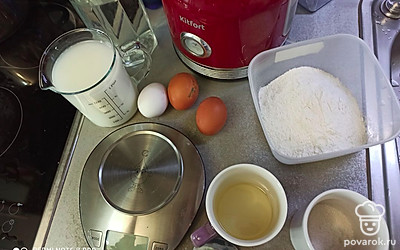 Смешать все ингредиенты. Тщательно перемешать миксером. 