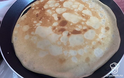 Выпекаем на сковороде с двух сторон.