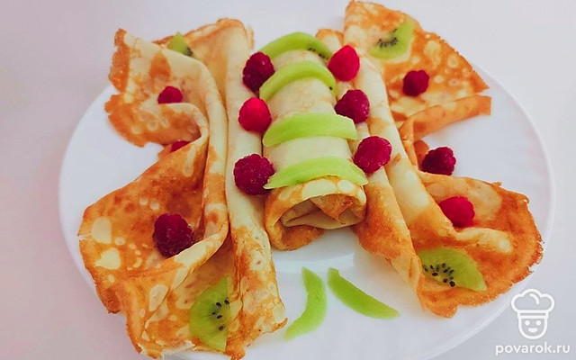 Аппетитная бабочка из блинов — Рецепт с фото