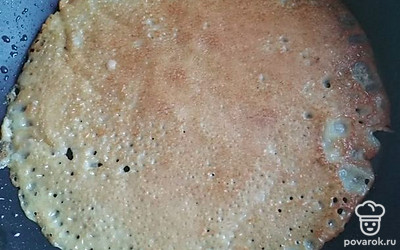 Блины получаются тонкие и нежные. 