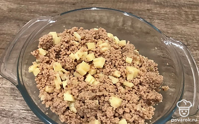 Начинку перемешайте.