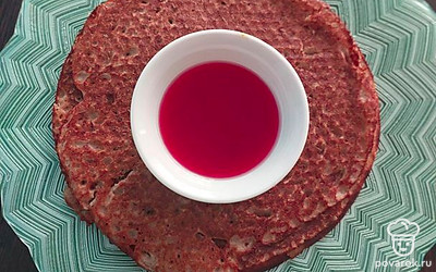 Подавать с домашним вареньем, либо с кокосовой сгущенкой.