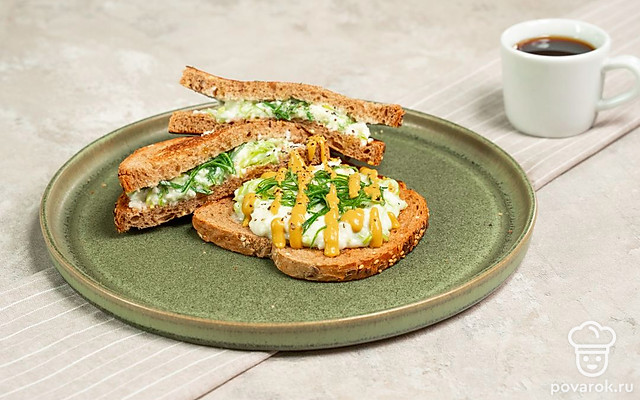 Тост с луком-пореем — Рецепт с фото