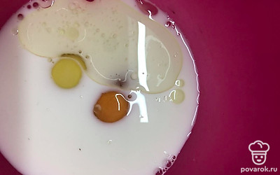 Добавить масло.