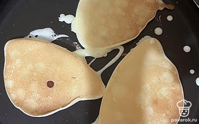 Как мини блинчики станут румяными убирайте с огня.