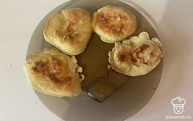 Тонкие блинчики с медом по-домашнему — Рецепт с фото