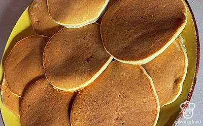 Обжариваем 1-2 минуты с каждой стороны.