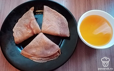 Можно подать блюдо с медом или вареньем. Приятного аппетита! 