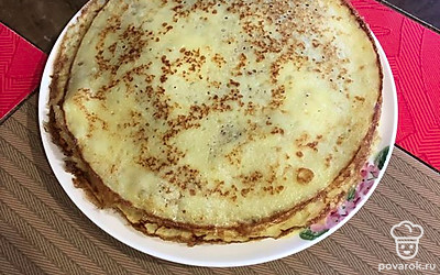 Выложить блинчики на красивое блюдо. Есть с аппетитом.